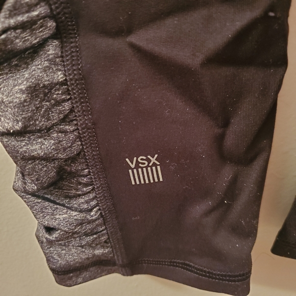 Victoria's Secret VSX Sport | Black/Grey Knockout Ruched Crop Leggings - Picture 4 of 6